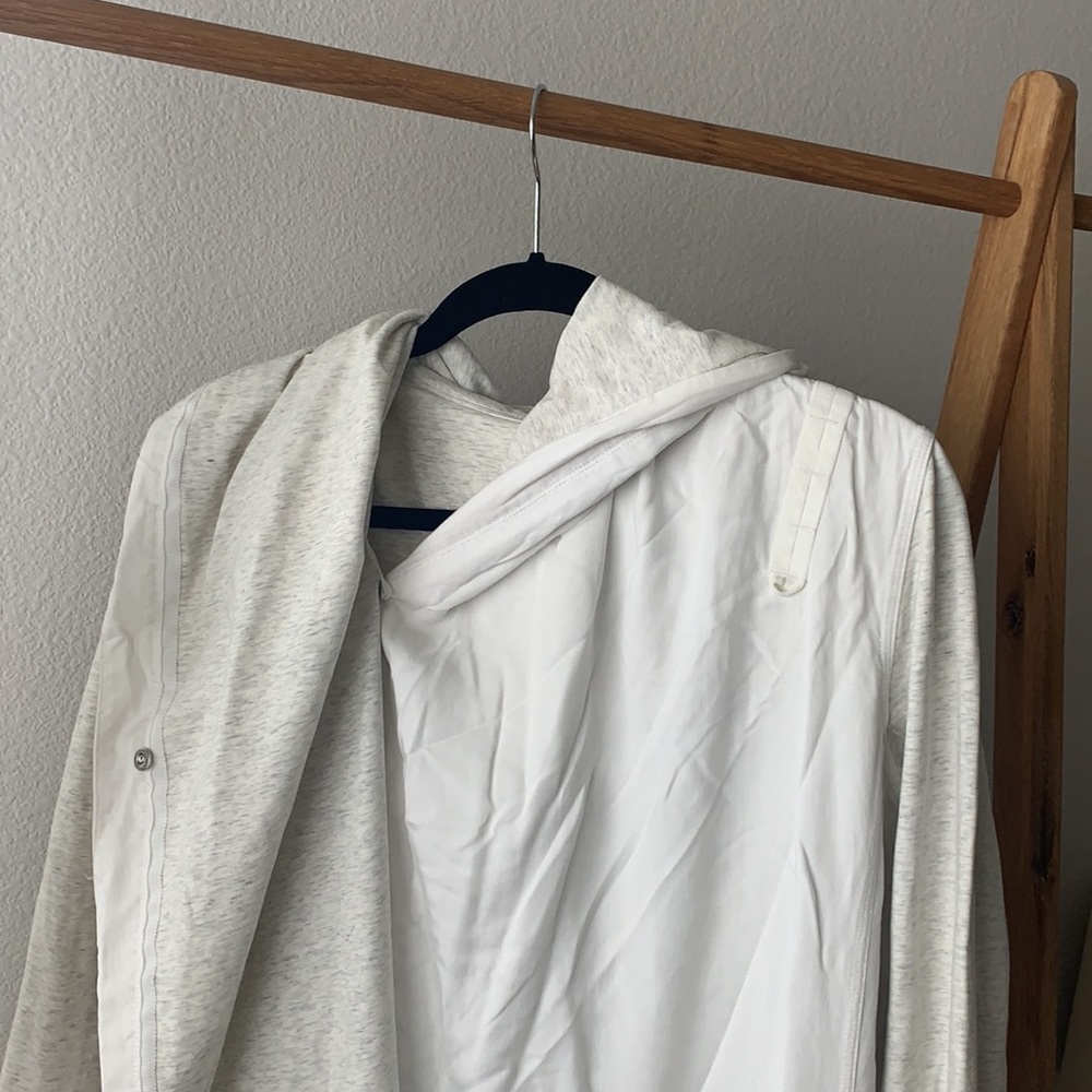 Lululemon Wrap Jacket With Pockets - image 5